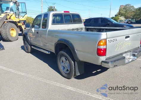 2004 Toyota Tacoma Prerunner V6 z USA, uszkodzony, nr VIN 5TESN92N54Z357655